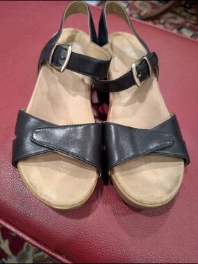 Black Leather Slingback Sandals - Women